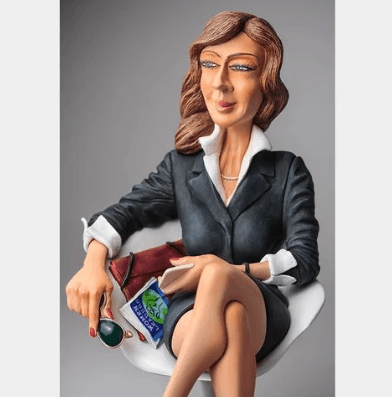 Figurine - The Businesswoman